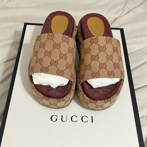 Gucci Platform sandals